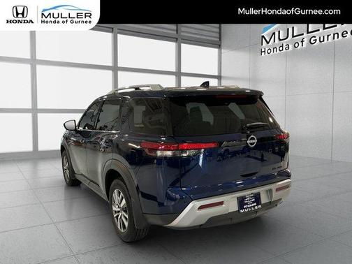 Deep Ocean Blue 2024 Nissan Pathfinder SL