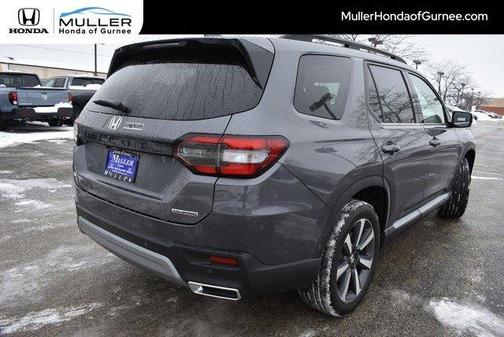 2025 Honda Pilot Touring