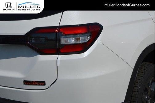 2025 Honda Pilot TrailSport AWD
