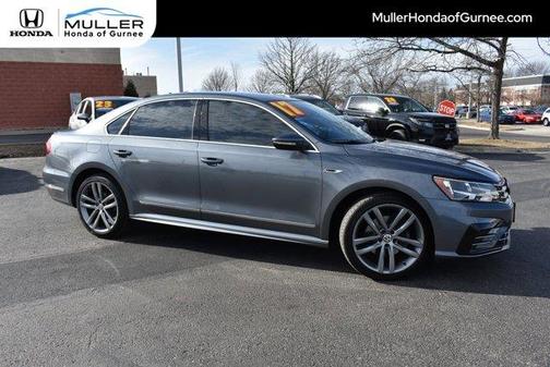 2017 Volkswagen Passat 1.8T R-Line