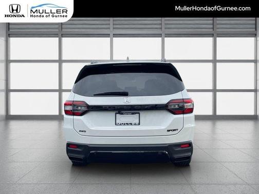 Platinum White Pearl 2026 Honda Pilot Sport