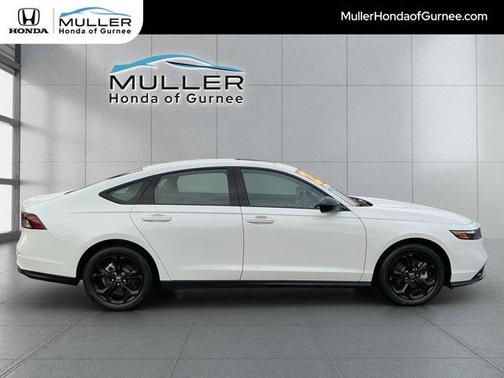 Platinum White Pearl 2025 Honda Accord SE