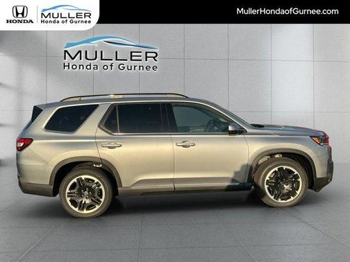 Solar Silver Metallic 2026 Honda Pilot Touring S