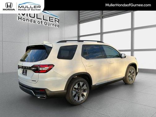 Platinum White Pearl 2026 Honda Pilot Touring