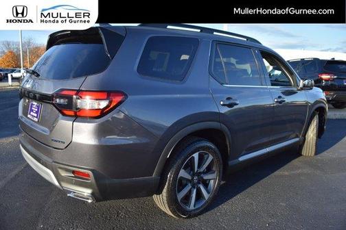 2025 Honda Pilot Touring