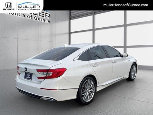 White 2022 Honda Accord Hybrid Touring