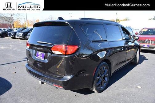 2019 Chrysler Pacifica Touring Plus