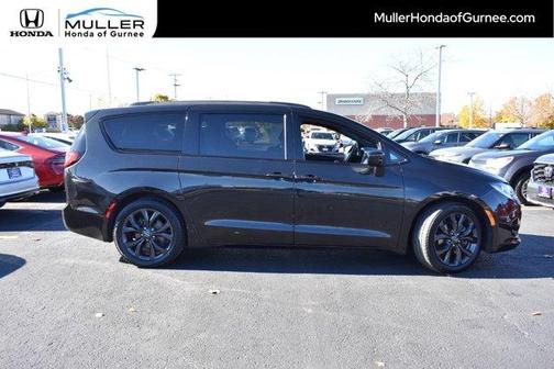 2019 Chrysler Pacifica Touring Plus