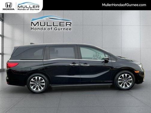 Crystal Black Pearl 2024 Honda Odyssey EX-L
