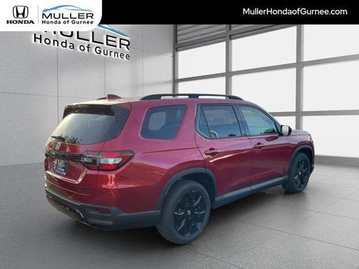 Radiant Red Metallic II 2026 Honda Pilot Black Edition