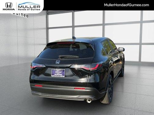Crystal Black Pearl 2027 Honda HR-V Sport