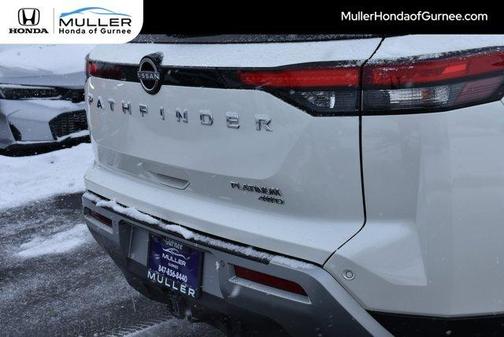2022 Nissan Pathfinder Platinum