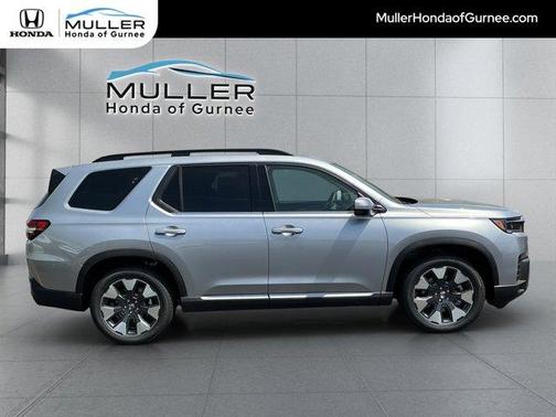 Solar Silver Metallic 2026 Honda Pilot Touring
