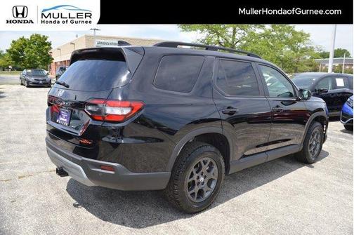 2025 Honda Pilot TrailSport