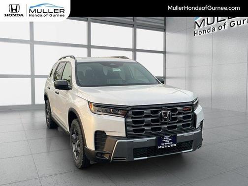 Platinum White Pearl 2026 Honda Pilot TrailSport