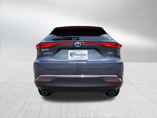 2023 Toyota Venza XLE