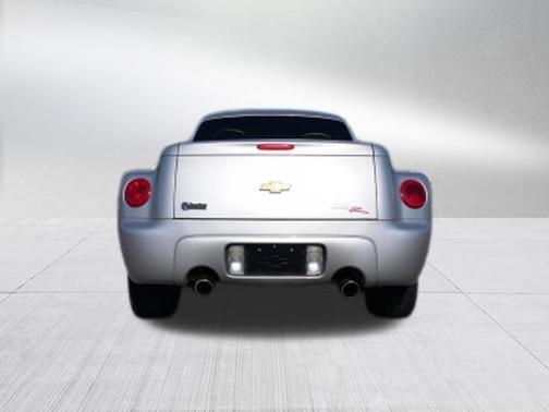 2004 Chevrolet SSR LS