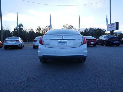 2011 Lincoln MKS Base