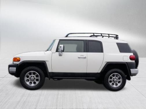 2013 Toyota FJ Cruiser Base