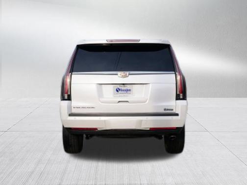 2016 Cadillac Escalade Platinum