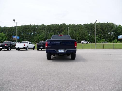 True Blue Pearlcoat 2014 RAM 1500 Tradesman/Express