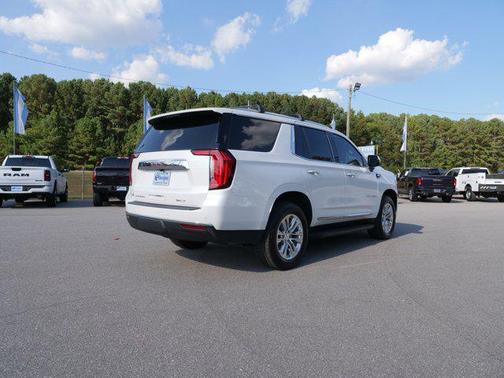 2022 GMC Yukon SLT
