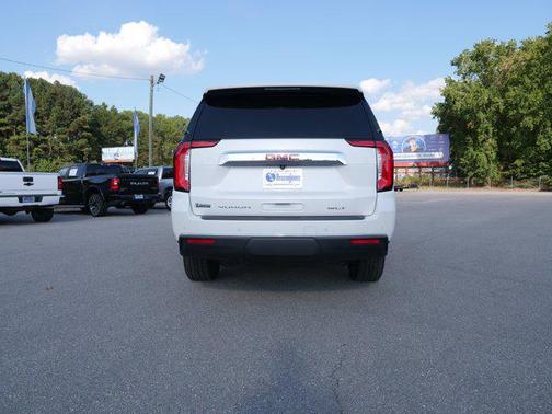 2022 GMC Yukon SLT