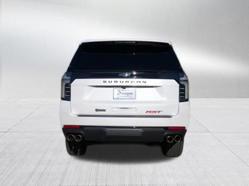 2025 Chevrolet Suburban RST