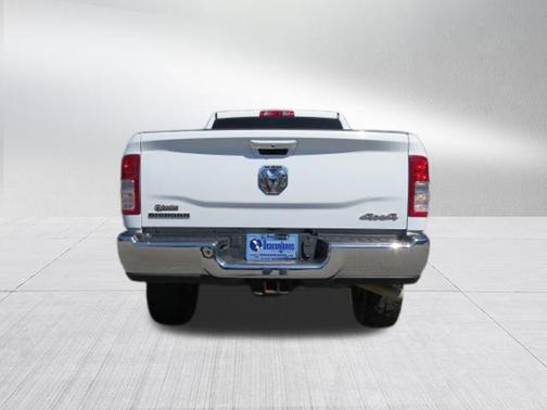 2022 RAM 2500 Big Horn Crew Cab 4x4 6'4' Box