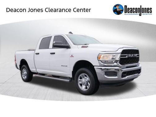 2019 RAM 2500 Tradesman Crew Cab 4x4 6'4' Box