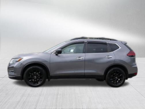 Gun Metallic 2018 Nissan Rogue SV