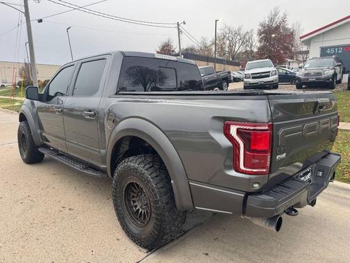 2019 Ford F-150 Raptor 4x4 4dr SuperCrew 5.5 ft. SB