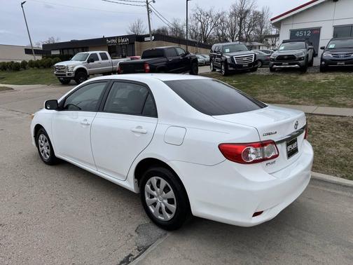 2011 Toyota Corolla LE