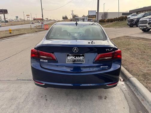 2017 Acura TLX w/Technology Package