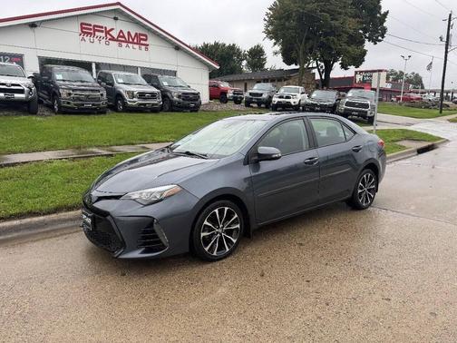 Blue Crush Metallic 2017 Toyota Corolla XSE