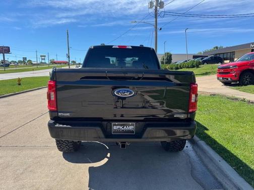 Agate Black 2022 Ford F-150 XLT