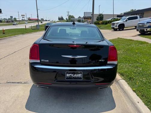 2019 Chrysler 300 Limited