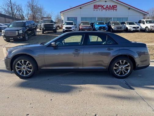 2014 Chrysler 300 S