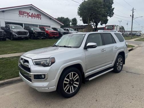 Classic Silver Metallic 2014 Toyota 4Runner Trail Premium