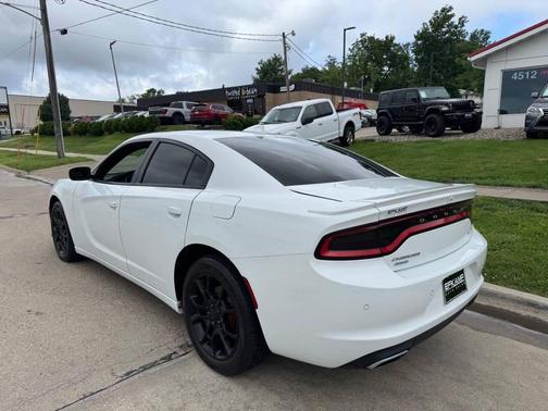 Bright White Clear Coat 2015 Dodge Charger SXT