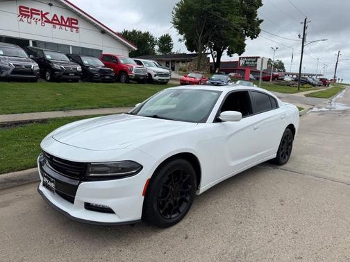 Bright White Clear Coat 2015 Dodge Charger SXT