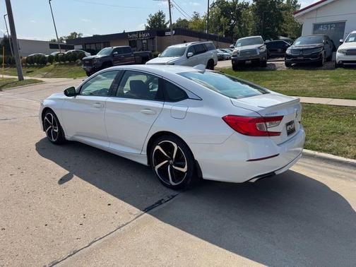 2018 Honda Accord Sport 4dr Sedan (1.5T I4 CVT)