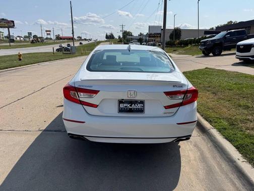 2018 Honda Accord Sport 4dr Sedan (1.5T I4 CVT)
