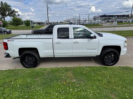 2017 Chevrolet Silverado 1500 2LT