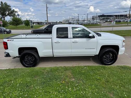 2017 Chevrolet Silverado 1500 2LT