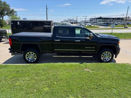 2017 GMC Sierra 2500 Denali