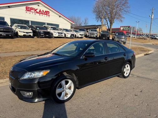 2010 Toyota Camry LE