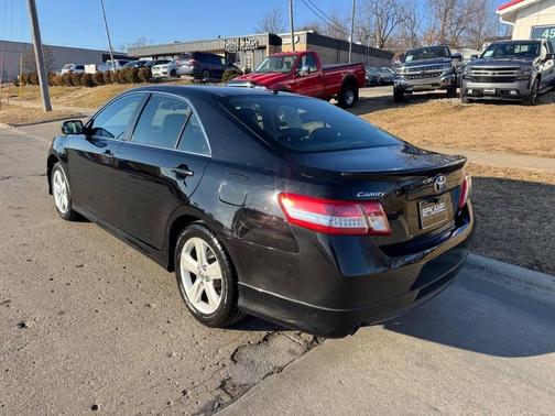 2010 Toyota Camry LE