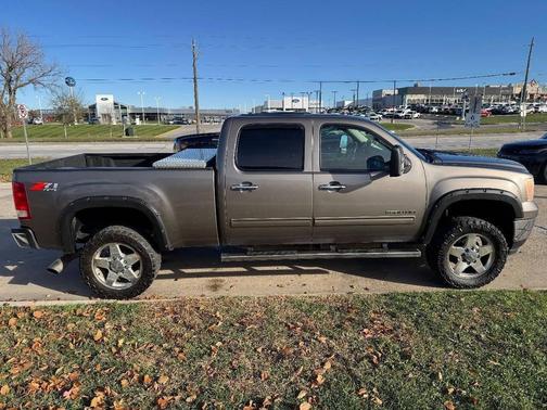 2011 GMC Sierra 2500 SLT
