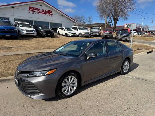 2020 Toyota Camry LE
